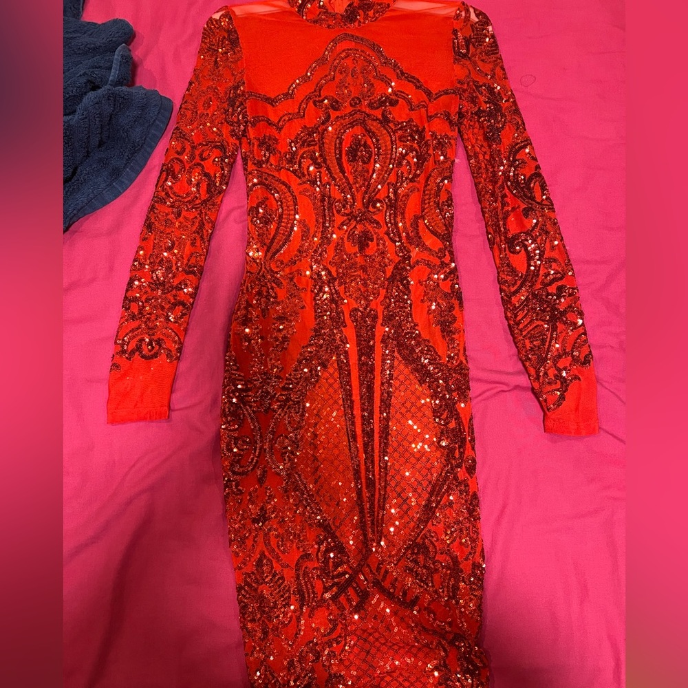 Midi dress from fashion nova  only worn once no rips/no tears. See thru dress